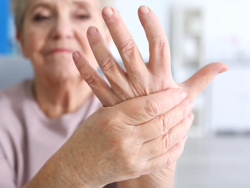 How DeSalvo Chiropractic treats bursitis in Novato