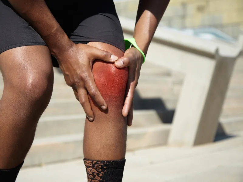 DeSalvo Chiropractic treating knee pain in Novato