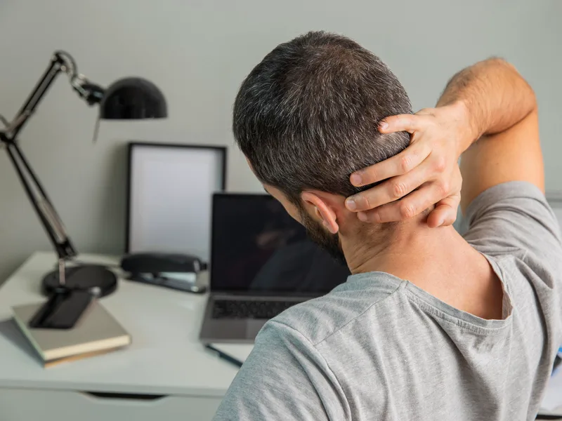 DeSalvo Chiropractic treating neck pain in Novato