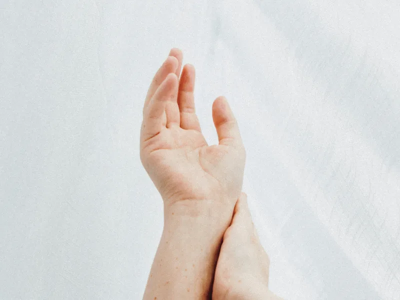 How DeSalvo Chiropractic treats neuropathy in Novato