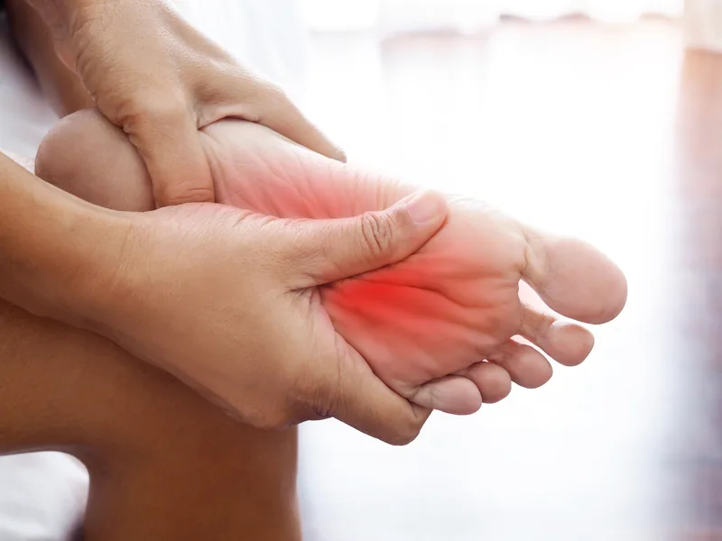 How DeSalvo Chiropractic treats plantar fasciitis in Novato