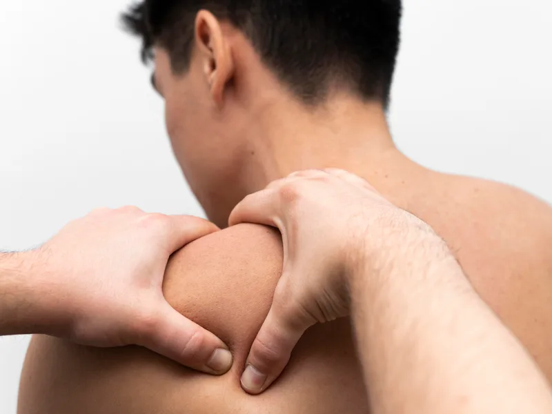 Chiropractic care for rotator cuff injury at DeSalvo Chiropractic in Novato