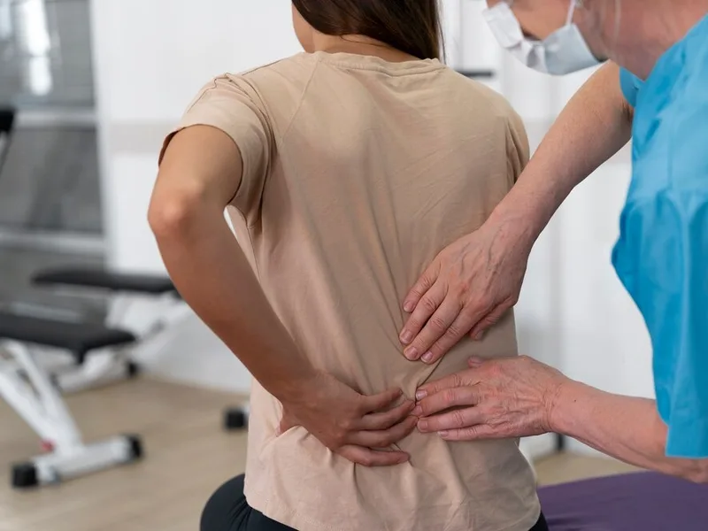 How DeSalvo Chiropractic treats sciatica in Novato